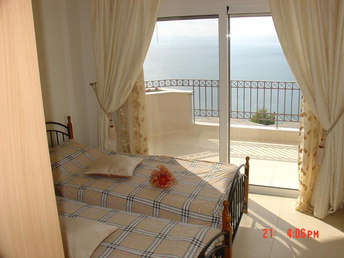 Verga First Floor Apartment Екстериор снимка